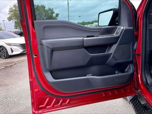 Used 2022 Ford F150 XLT w/ Equipment Group 302A High image 17