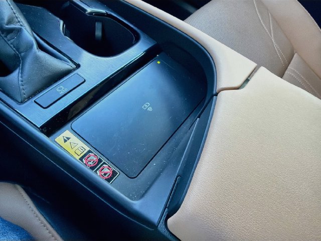 Used 2024 Lexus ES 350 Ultra Luxury w/ Accessory Package (Z2) FWD image 30