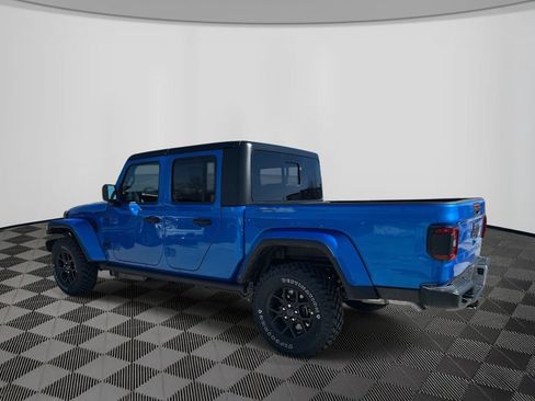 New 2026 Jeep Gladiator Sport AWD/4WD image 3