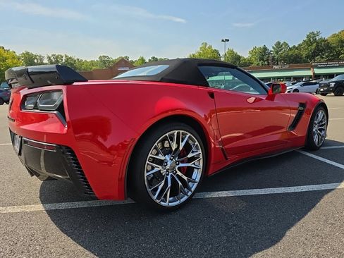 Used 2016 Chevrolet Corvette Z06 w/ 3LZ Preferred Equipment Group RWD image 3