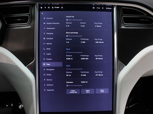 Used 2017 Tesla Model X 100D image 68