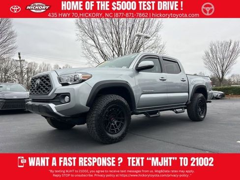 Used 2022 Toyota Tacoma TRD Off-Road w/ Technology Package image 1
