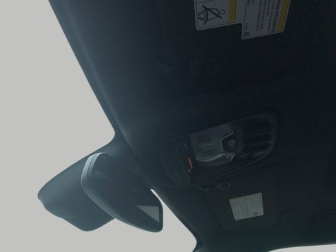 Used 2023 Chevrolet TrailBlazer RS w/ Sun and Liftgate Package image 17