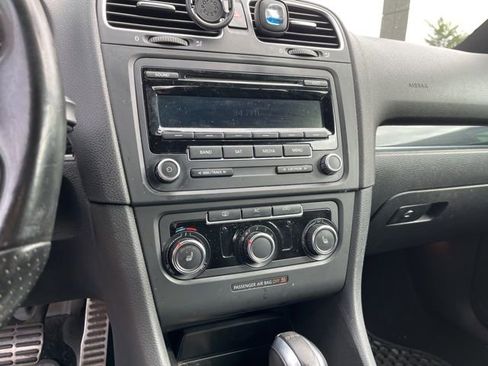 Used 2012 Volkswagen Golf 2-Door image 4