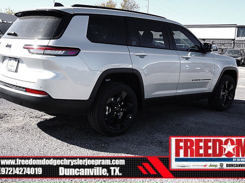 New 2025 Jeep Grand Cherokee L Altitude image 5