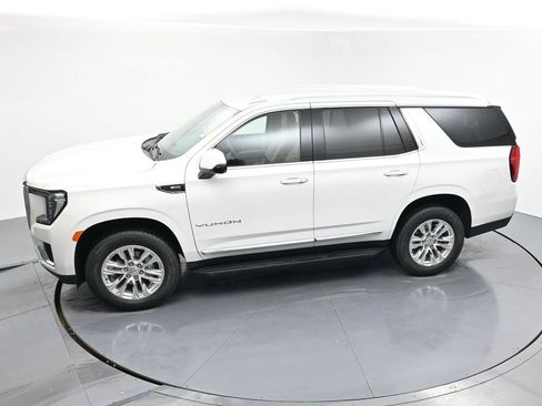 Certified 2024 GMC Yukon SLT w/ SLT Luxury Package image 31