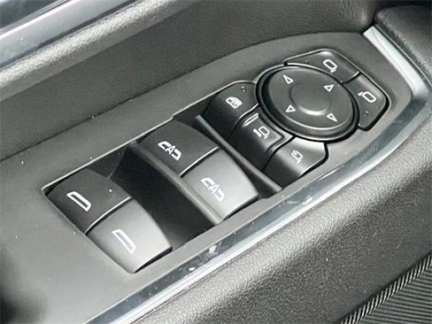 New 2025 GMC Sierra 2500 SLT w/ SLT Premium Package image 33