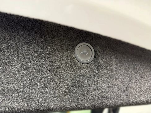 Used 2022 Tesla Model X Plaid AWD/4WD image 21