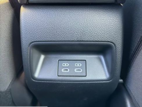 Used 2024 Toyota Corolla SE image 26