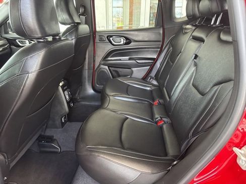 Used 2024 Jeep Compass Limited w/ High Altitude Package image 12