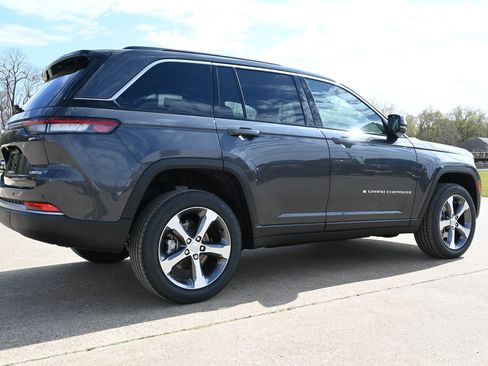 New 2026 Jeep Grand Cherokee Limited image 3