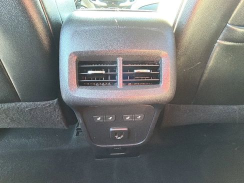 Used 2019 Chevrolet Equinox Premier image 42