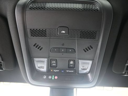 Certified 2024 Cadillac XT6 Premium Luxury w/ LPO, Floor Liner Package AWD/4WD image 20