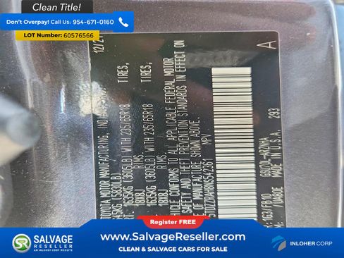 Used 2022 Toyota Highlander LE FWD image 17
