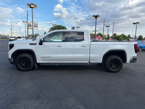 Used 2023 GMC Sierra 1500 SLE w/ X31 Off-Road Package AWD/4WD image 3