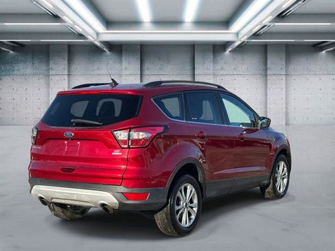 Used 2018 Ford Escape SE w/ SE Sync 3 Package image 5