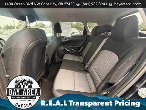 Used 2020 Kia Soul S FWD image 21