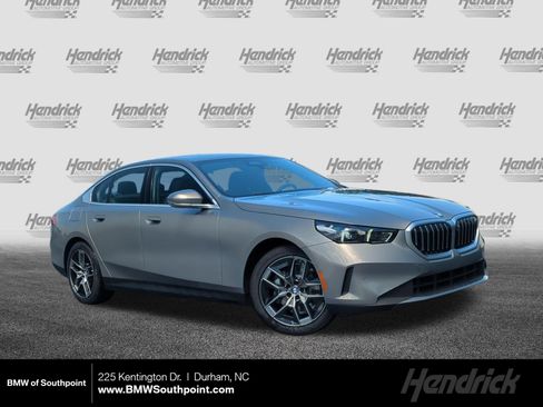 Used 2027 BMW 530i xDrive w/ Premium Package AWD/4WD image 1
