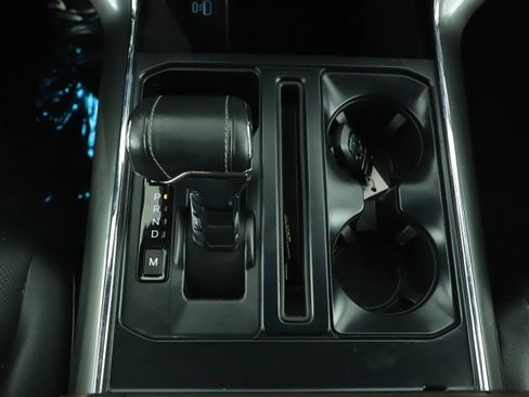 Used 2022 Ford F150 Lariat image 23