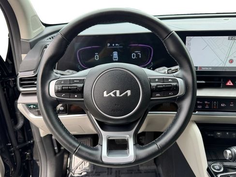 Certified 2024 Kia Sportage EX AWD/4WD image 16