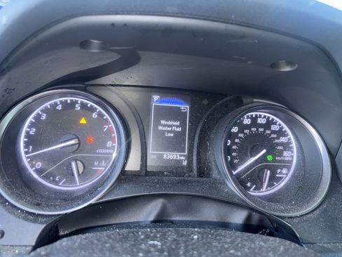 Used 2021 Toyota Camry SE image 5