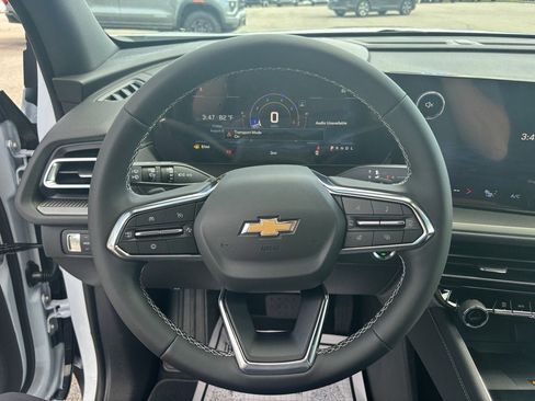 New 2026 Chevrolet Traverse LT image 20