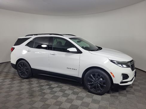 Used 2023 Chevrolet Equinox RS FWD image 11