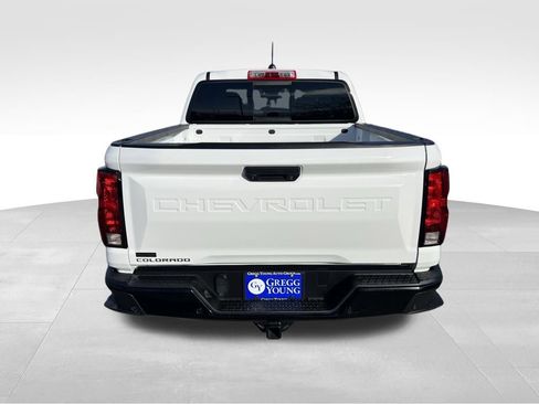 Used 2024 Chevrolet Colorado Trail Boss w/ Technology Package image 5