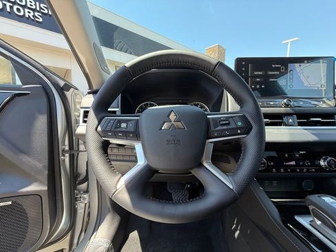New 2026 Mitsubishi Outlander SE AWD/4WD image 20