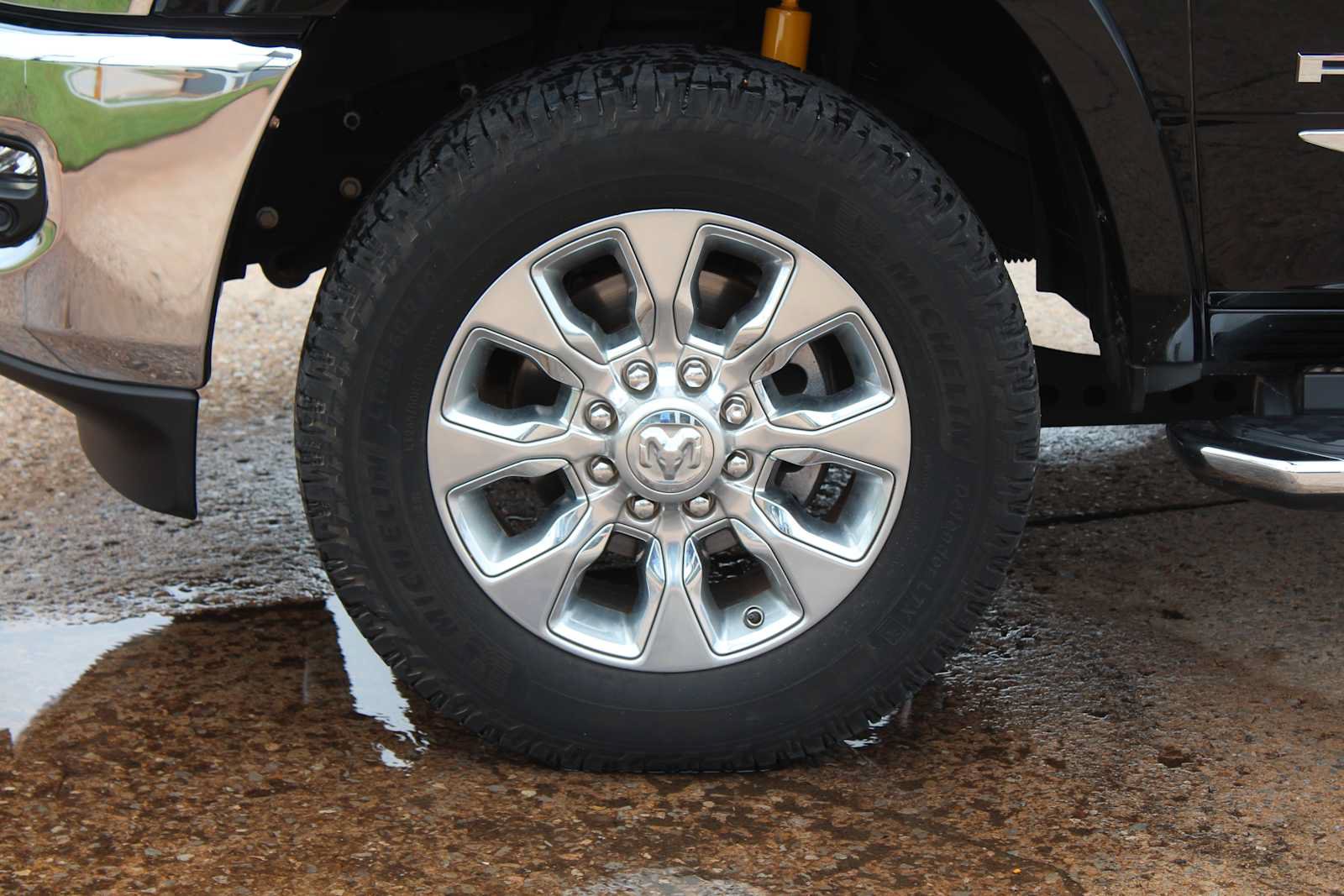 Used 2022 RAM 3500 Limited w/ Towing Technology Group AWD/4WD image 20