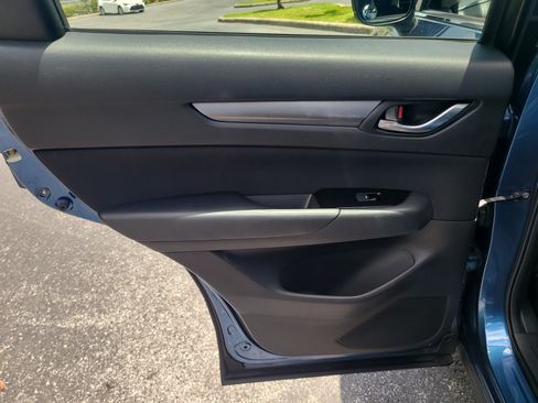 Used 2018 MAZDA CX-5 Sport FWD image 12