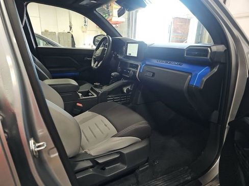 Used 2025 Toyota Tacoma TRD Off-Road image 10