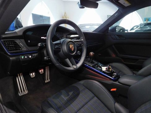 Used 2025 Porsche 911 Carrera T image 12