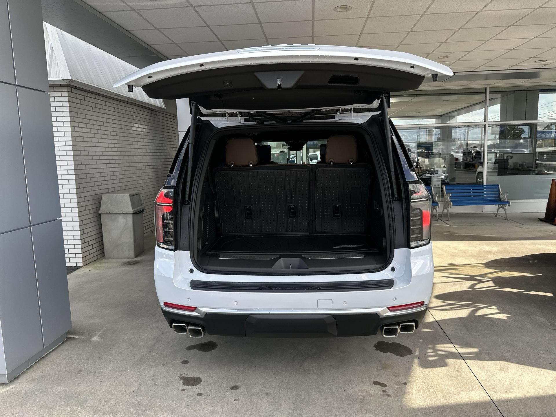 New 2027 Chevrolet Tahoe High Country AWD/4WD image 27