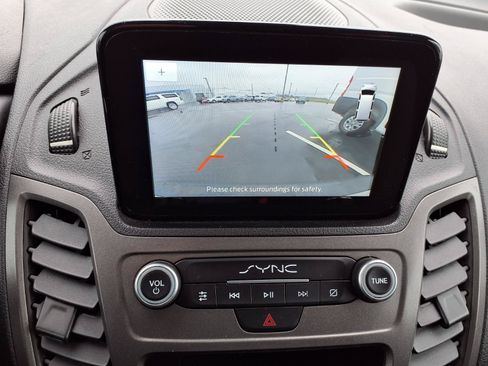 Used 2023 Ford Transit Connect XL FWD image 11