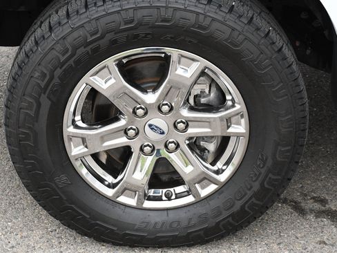 Used 2023 Ford F150 Lariat image 5