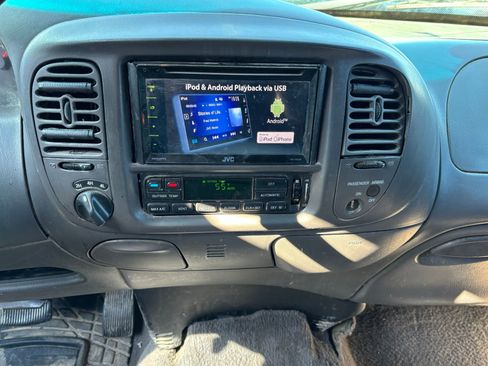 Used 2002 Ford F150 Lariat AWD/4WD image 12