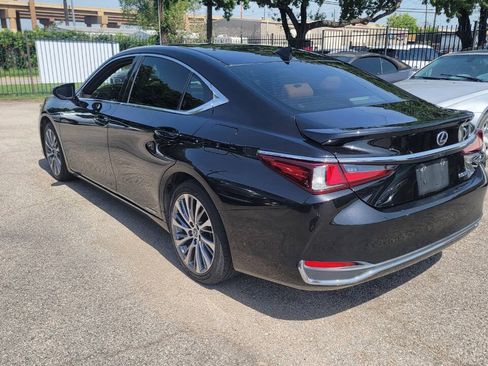 Used 2019 Lexus ES 300h FWD image 8