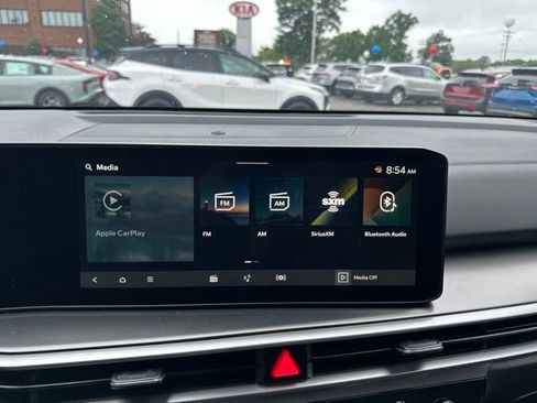 New 2026 Kia Sorento LX FWD image 11
