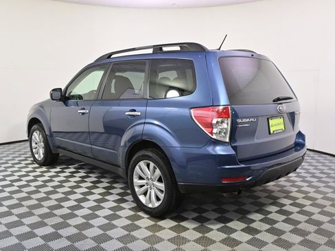 Used 2012 Subaru Forester 2.5X Premium w/ All-Weather Pkg image 3