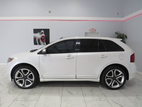 Used 2012 Ford Edge Sport w/ Driver Entry Pkg FWD image 6