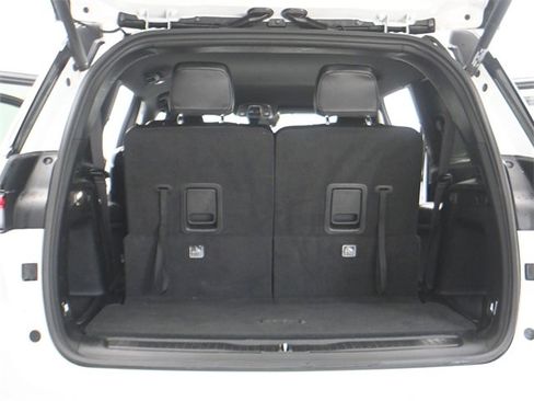 Used 2023 Jeep Grand Cherokee L Laredo image 22