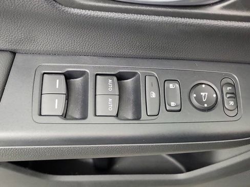 Certified 2025 Honda CR-V EX image 19