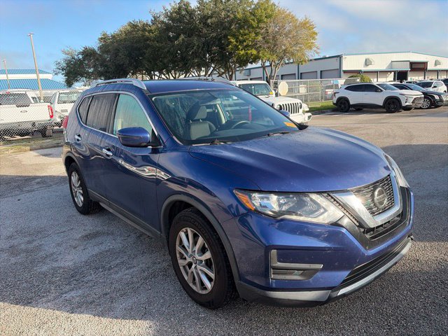 Used 2018 Nissan Rogue SV FWD image 3
