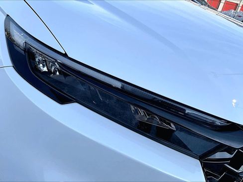 Used 2023 Honda CR-V Sport Touring image 27
