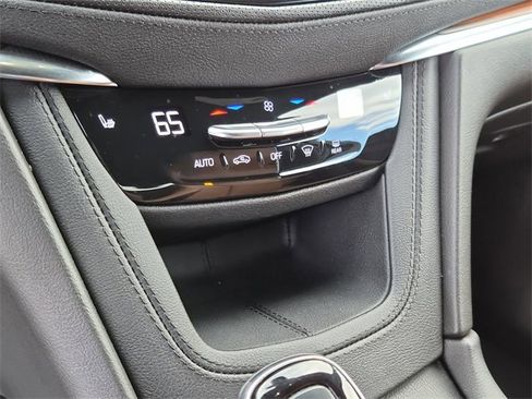 Used 2022 Cadillac XT5 Premium Luxury w/ Technology Package image 31