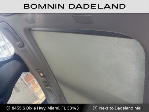 Used 2023 Volvo XC60 T8 Core image 16