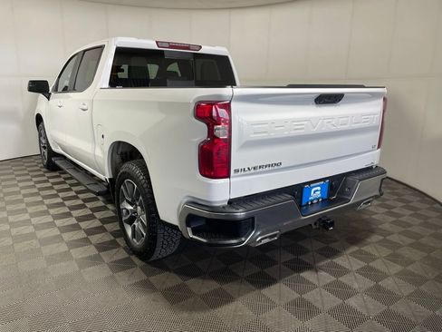 Used 2024 Chevrolet Silverado 1500 LT w/ Leather Package AWD/4WD image 6
