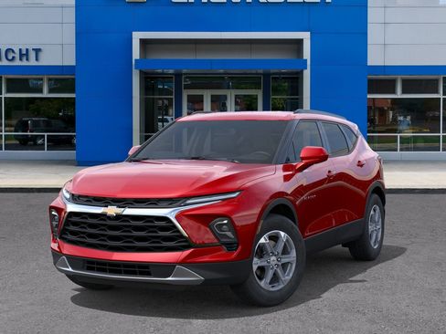 New 2026 Chevrolet Blazer LT w/ Convenience Package FWD image 30