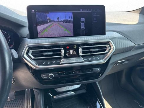 Used 2023 BMW X4 xDrive30i w/ M Sport Package AWD/4WD image 26